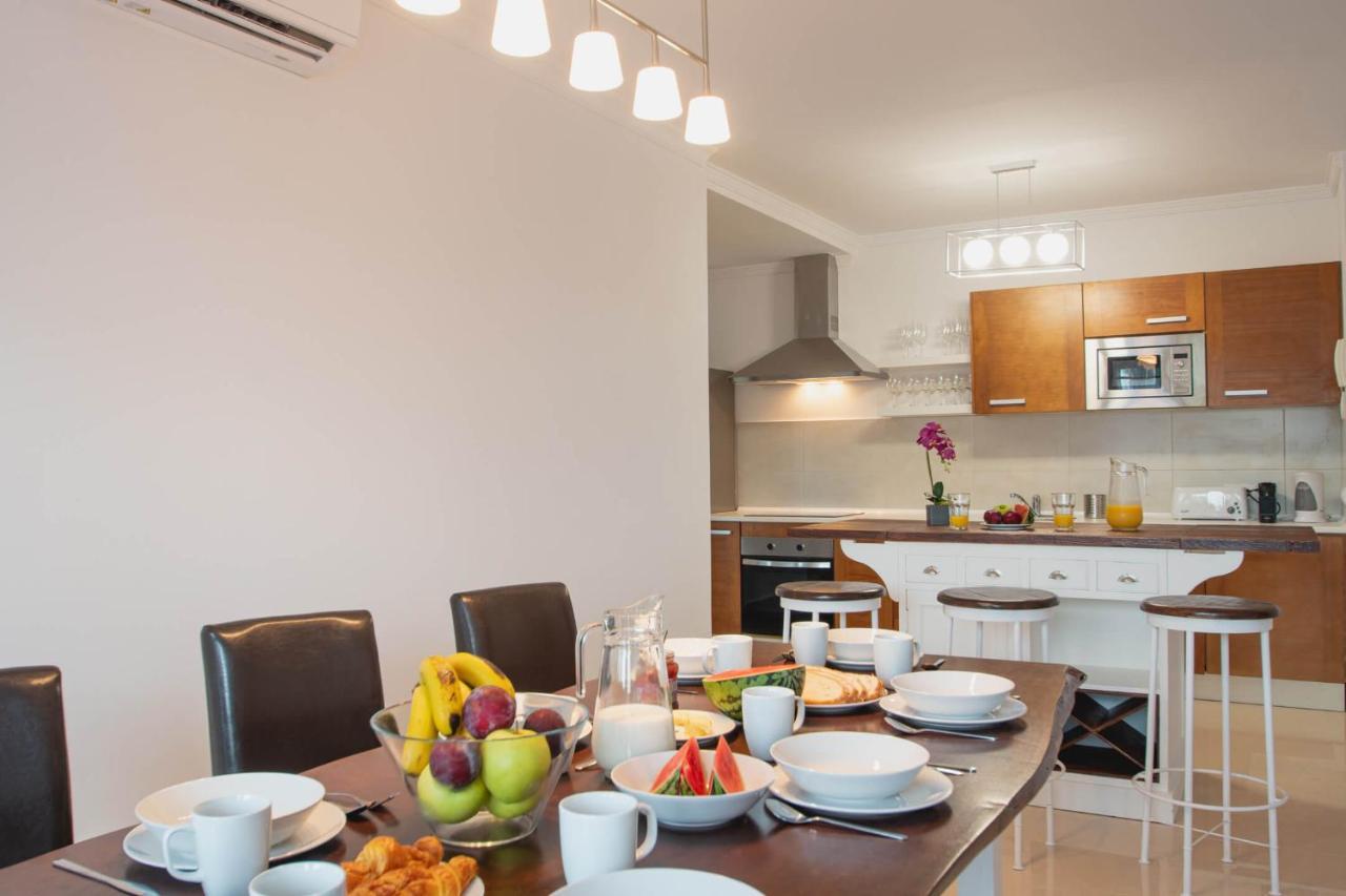 Stylish 6 Bedroom Villa Princesa - Hot Tub - Heated Pool - Near Beach & Waterparks Playa Blanca  Bagian luar foto
