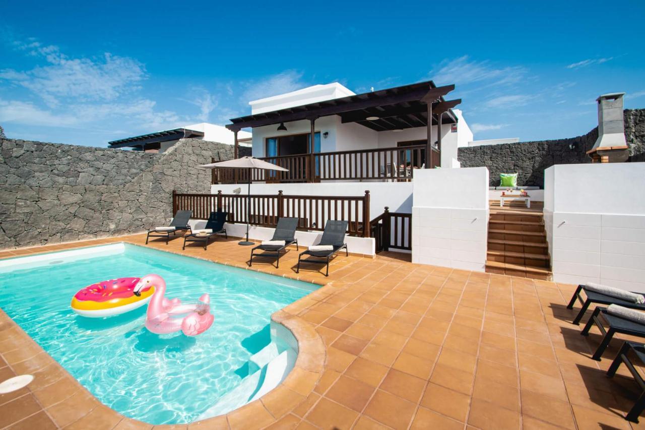 Stylish 6 Bedroom Villa Princesa - Hot Tub - Heated Pool - Near Beach & Waterparks Playa Blanca  Bagian luar foto